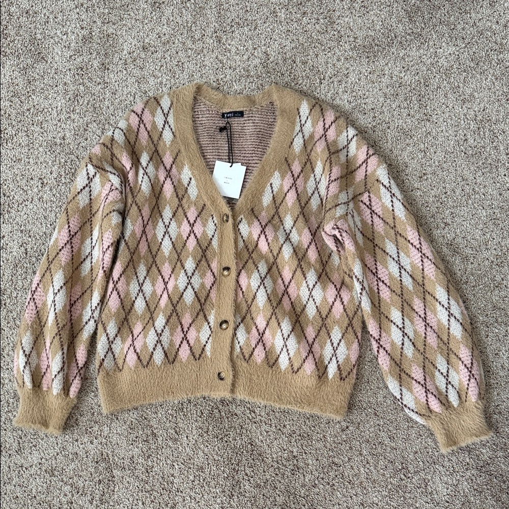 Very J Tan and Pink Argyle Cardigan - Picture 2 of 13